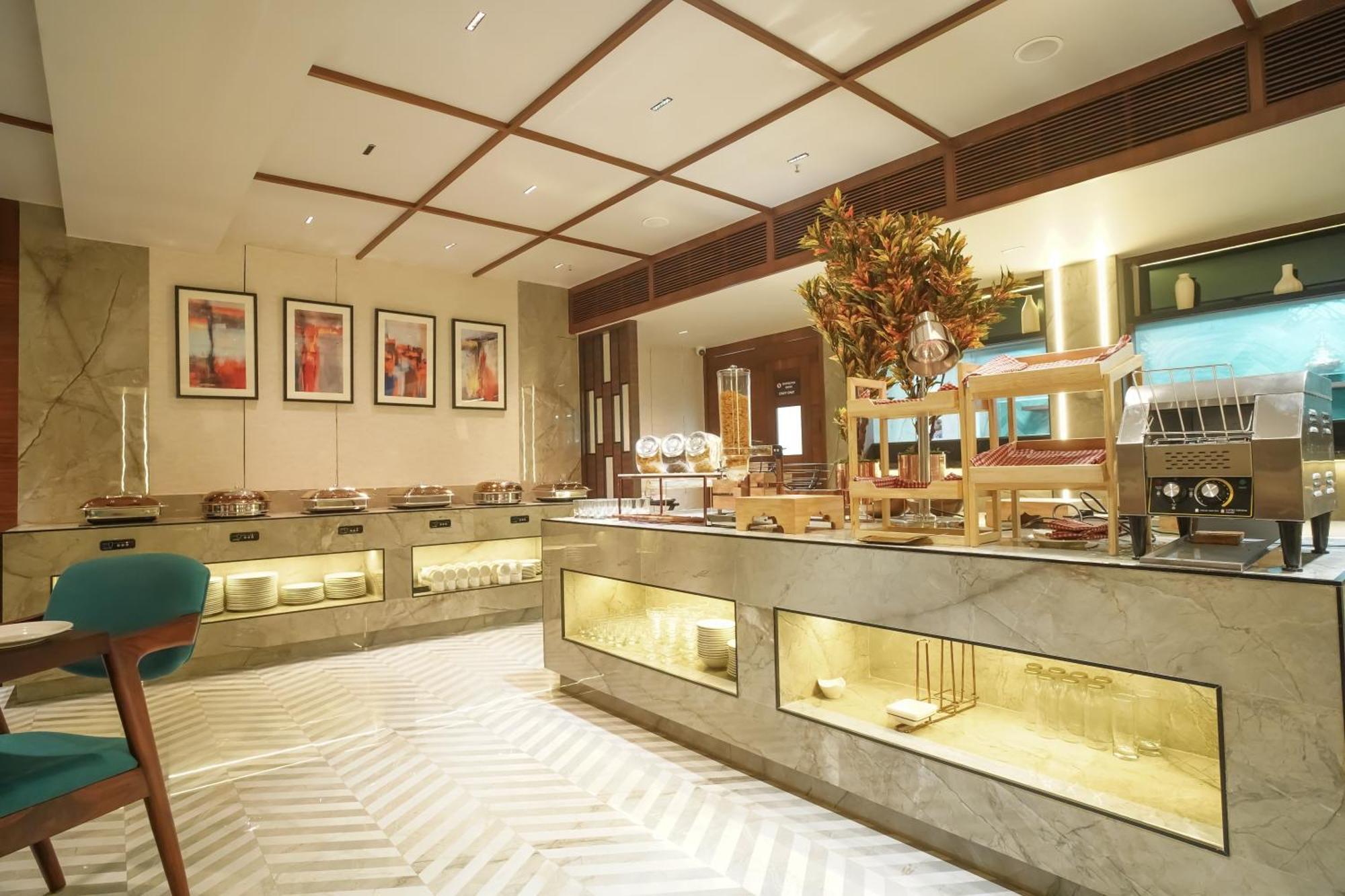 Ishaan Sarovar Portico Deoghar Exteriér fotografie