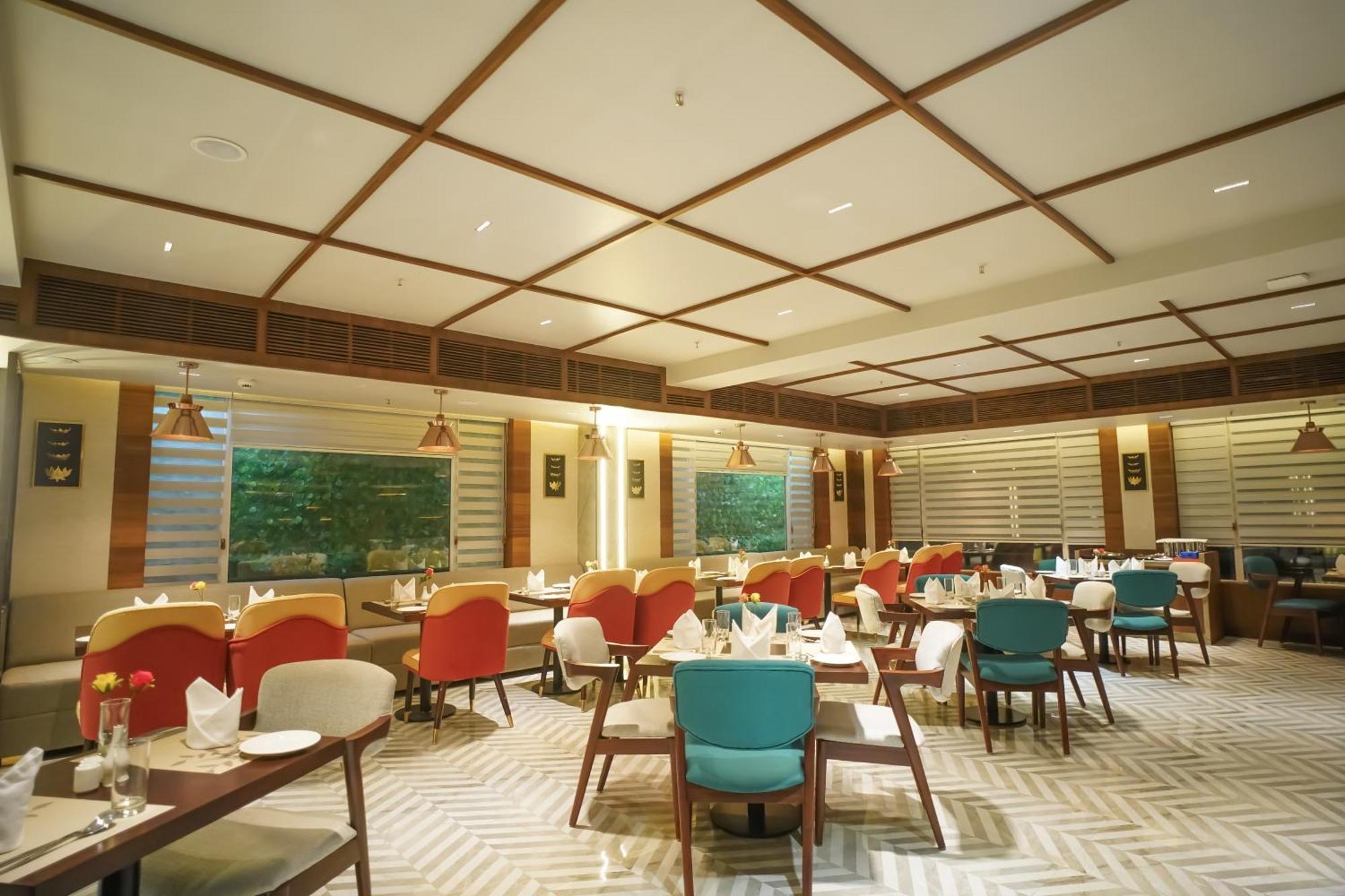 Ishaan Sarovar Portico Deoghar Exteriér fotografie